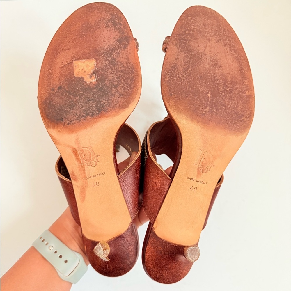 Christian Dior Vintage Brown Gold Leather Tassel thong kitten heel sandals EU 40 - Picture 8 of 10